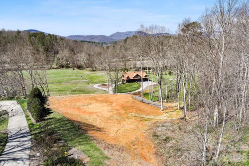 27 Falling Star Ct, Fletcher, NC, 28732-0257 | Card Image