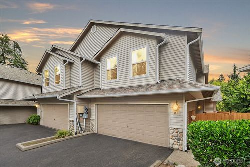 b-15 87th Ave Ne, Lake Stevens, WA, 98258-7378 | Card Image