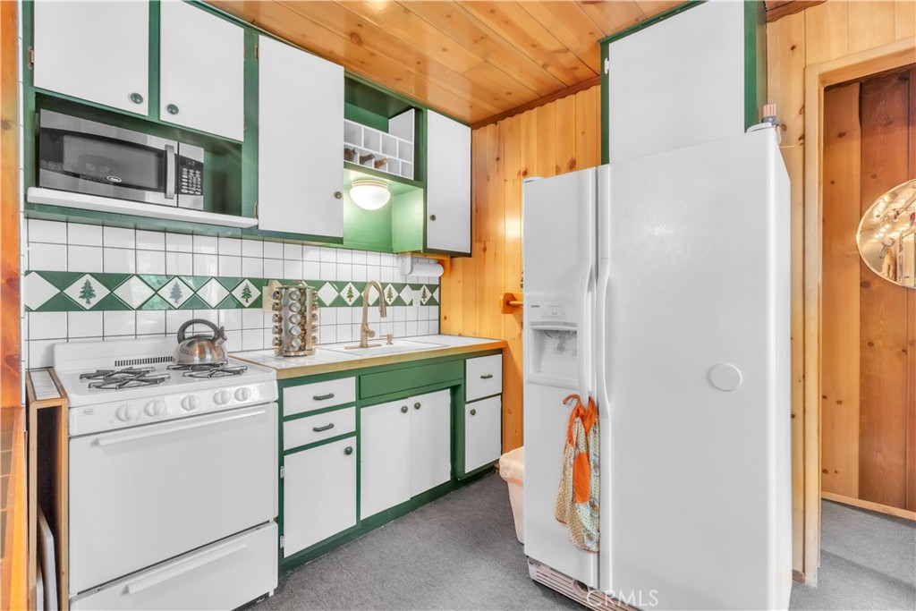 Residential in Forest Ranch 3