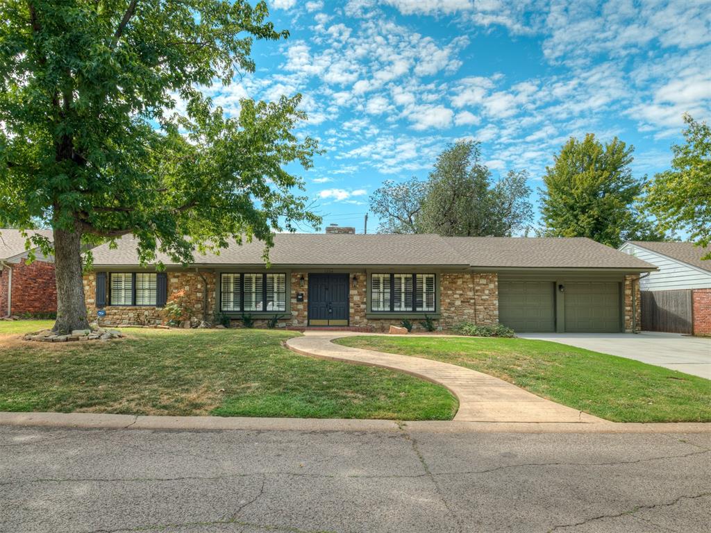 Andover Ct, Oklahoma City, OK 73120
