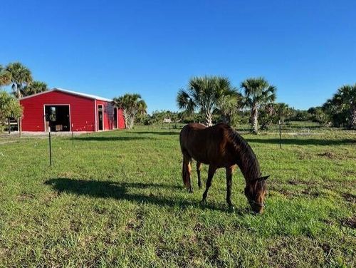 1303 Cabbage Ln, Okeechobee, FL, 34974 | Card Image