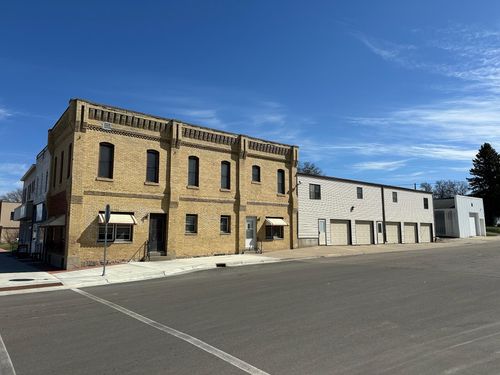 123 S Broadway, Pelican Rapids, MN, 56572-4247 | Card Image