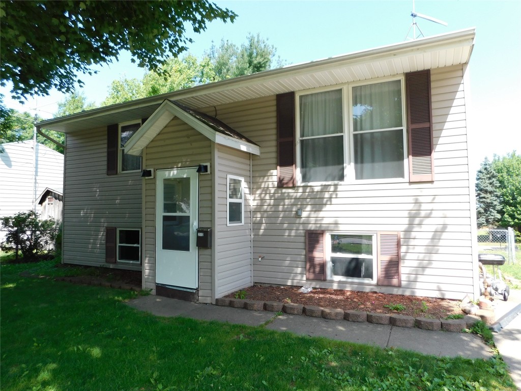 26th St, Erie, PA 16510