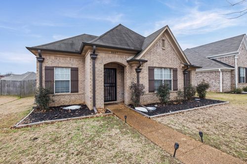 8887 Macon Rd, Cordova, TN, 38018-6153 | Card Image