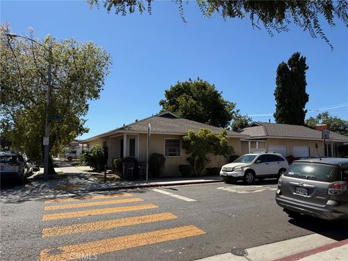 5355 Pine Ave, Long Beach, CA, 90805-5969 | Card Image