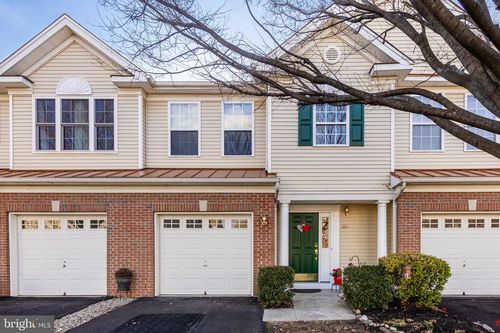 323 Lisa Way, CINNAMINSON, NJ, 08077-1549 | Card Image