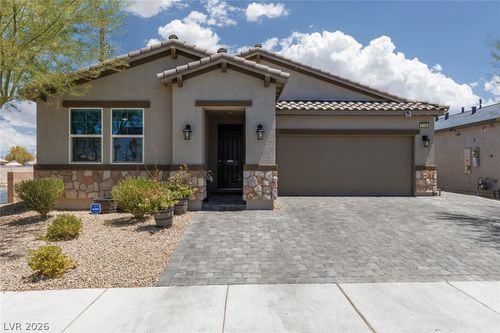 5148 Stonecrop St, North Las Vegas, NV, 89031-2542 | Card Image