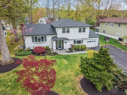 67 Woodbine Cir, New Providence, NJ, 07974-1756 | Card Image