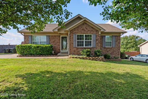 148 Gentry Ln, Mt Washington, KY, 40047-7835 | Card Image