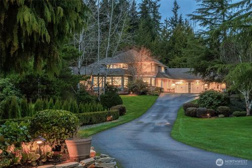 16432 57th Ave Se, Snohomish, WA, 98296-8399 | Card Image
