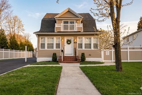 2-29 Franklin Avenue, Hempstead, NY, 11563 | Card Image