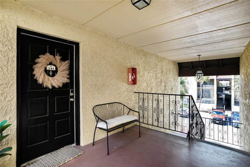 unit-341-5306 Santa Rosa Ct, TAMPA, FL, 33609-2400 | Card Image