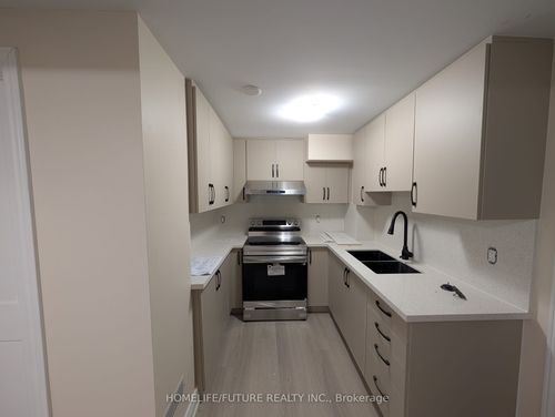 41 Black Walnut Dr, Markham, ON, L3S4B9 | Card Image