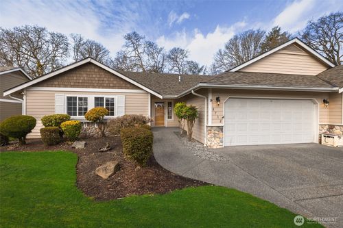 8712 59th Avenue Ct Sw, Lakewood, WA, 98499-2425 | Card Image