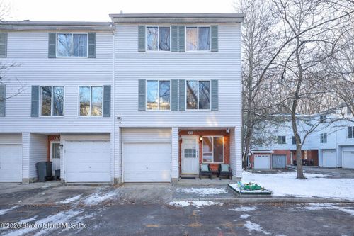 436 Ilyssa Way, Staten Island, NY, 10312-1388 | Card Image
