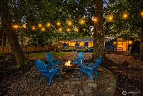 1928 218th Ln Se, Sammamish, WA, 98075-7148 | Card Image