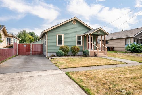 1128 9th Ave, Longview, WA, 98632-3131 | Card Image