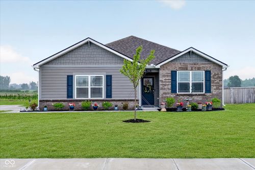 7920 Magnolia St, New Palestine, IN, 46163-9328 | Card Image