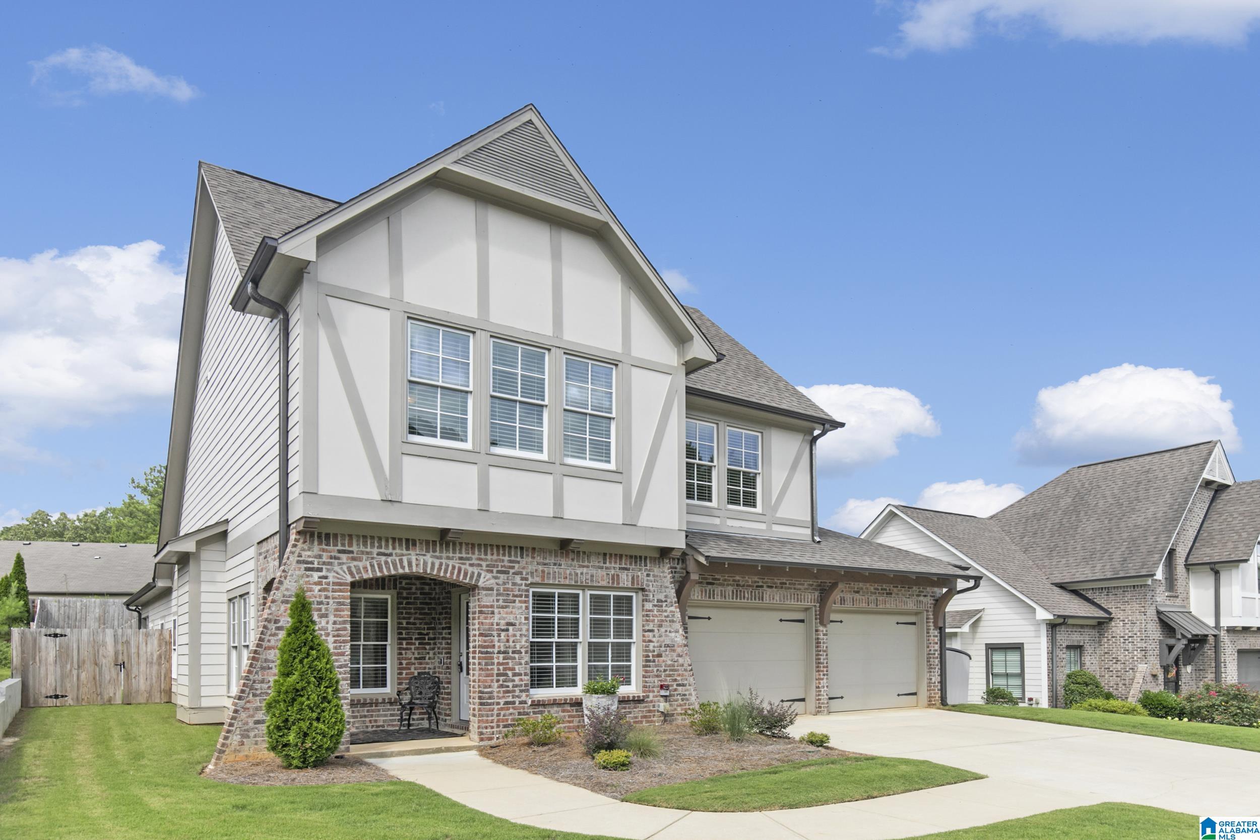 Valley Cir, Leeds, AL 35094