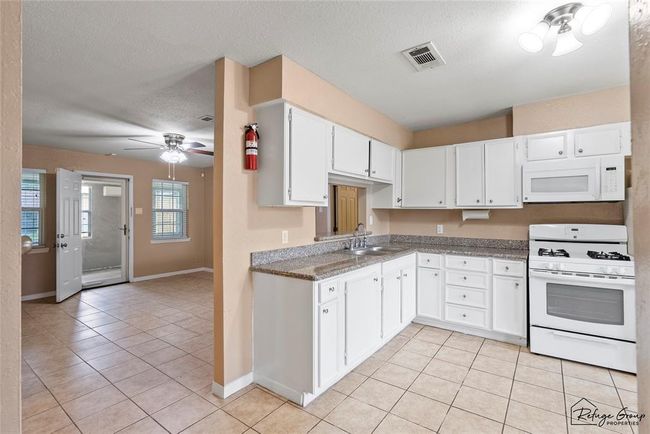 719 Kilpatrick St, House other with 4 bedrooms, 3 bathrooms and 2 parking in Channelview TX | Image 7
