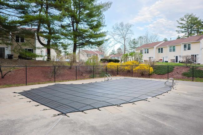 88 Shelburne Rd, Condo with 2 bedrooms, 2 bathrooms and null parking in Merrimack NH | Image 4