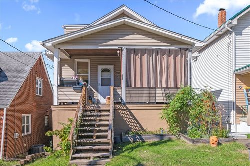 1909 Woodmont Ave, Arnold, PA, 15068-4120 | Card Image