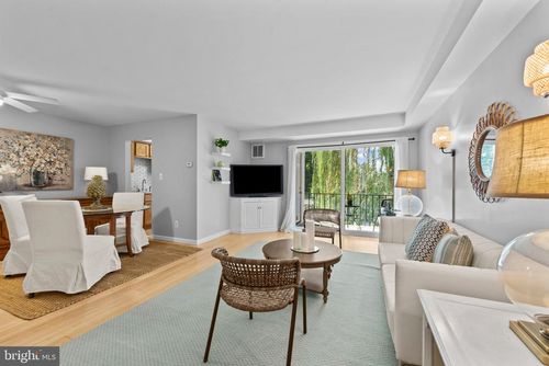 2b-317 Homeland Southway, BALTIMORE, MD, 21212-4189 | Card Image