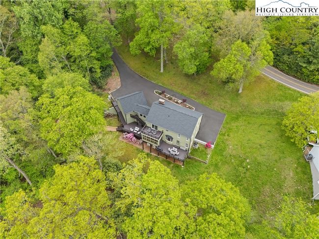 1866 Goforth Rd, House other with 4 bedrooms, 5 bathrooms and null parking in Blowing Rock NC | Image 46