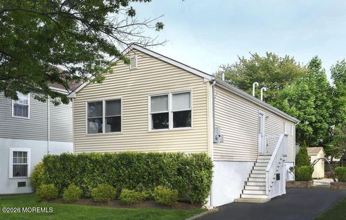 a-18 Meadowbrook Ave, Rumson, NJ, 07760-1723 | Card Image