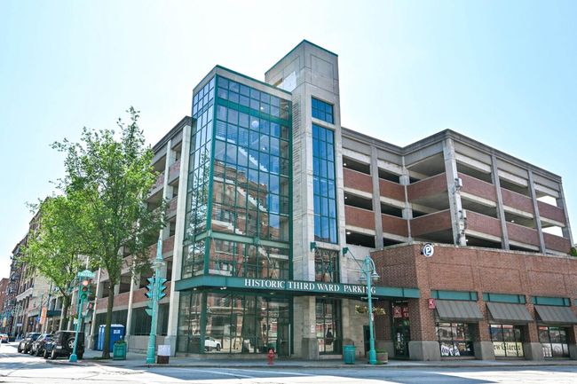 206 - 205 N Water Street, Condo with 2 bedrooms, 2 bathrooms and null parking in Milwaukee WI | Image 38