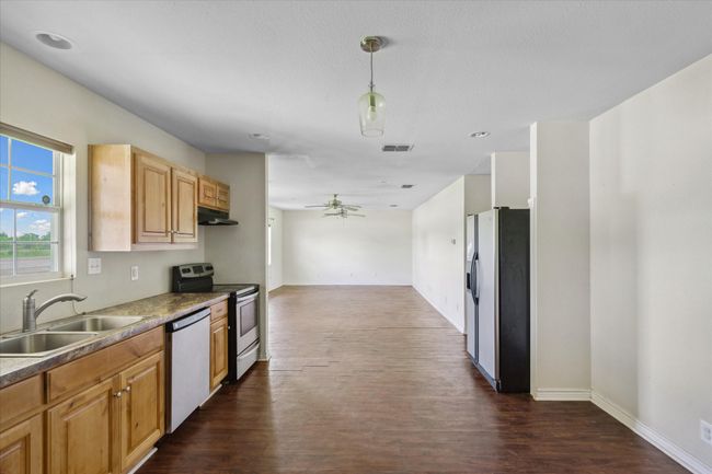 1118 E Goode St, House other with 4 bedrooms, 3 bathrooms and null parking in Quitman TX | Image 15