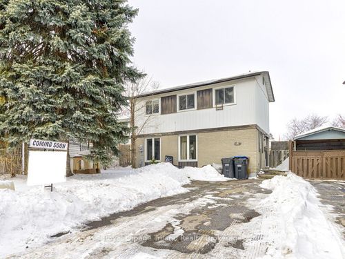 8 Hazelglen Crt, Brampton, ON, L6S1N7 | Card Image