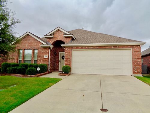 9700 Starfire Dr, Mckinney, TX, 75072-8945 | Card Image