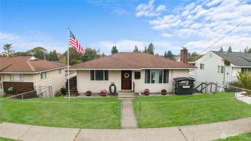 7634 S Thompson Avenue, Tacoma, WA, 98408 | Card Image