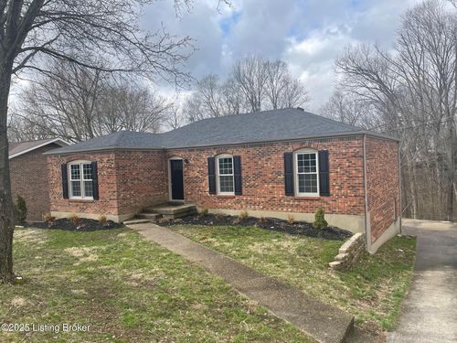 7308 1/2 Bluffington Rd, Louisville, KY, 40291-1849 | Card Image