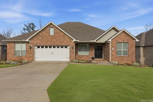 6 Hoggards Rdg, Little Rock, AR, 72211-3795 | Card Image