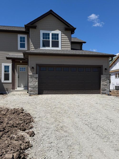 754 Pleasant St, Watertown, WI, 53098 | Card Image