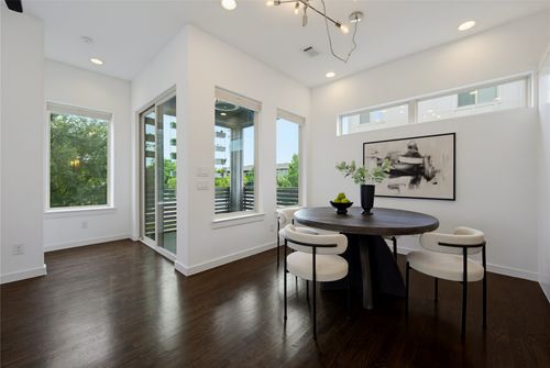 1-1915 Summit Ave, Dallas, TX, 75206-8563 | Card Image