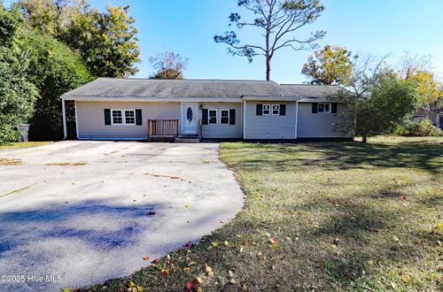 8240 Highway 70, Newport, NC, 28570-6820 | Card Image