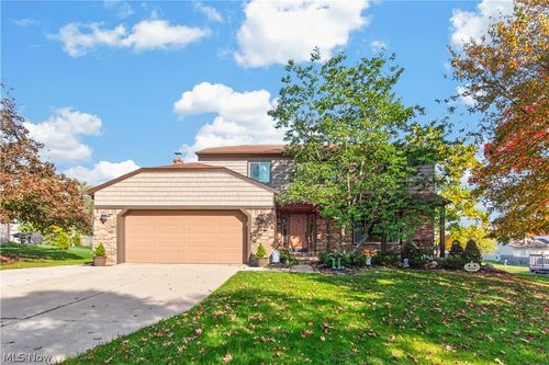 3080 Stoney Creek Dr, North Royalton, OH, 44133-4165 | Card Image