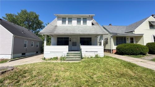 4630 E 86th St, Garfield Heights, OH, 44125-1330 | Card Image