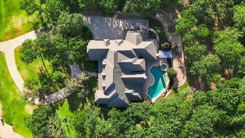 686 Knob Hill Ct, Argyle, TX, 76226-1731 | Card Image