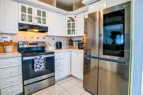 apt-601-4164 Inverrary Dr, Lauderhill, FL, 33319-4581 | Card Image