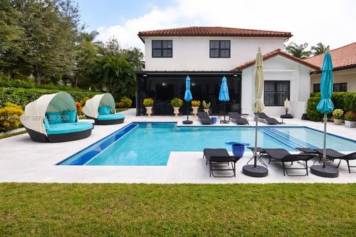 8537 Nw 39th Ct, Pembroke Pines, FL, 33024-5045 | Card Image