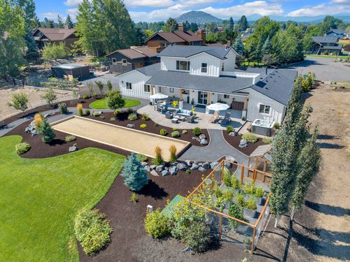 21483 Bunchgrass Ct, Bend, OR, 97701-7037 | Card Image