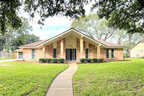 903 Carnation St, Katy, TX, 77493-2226 | Card Image