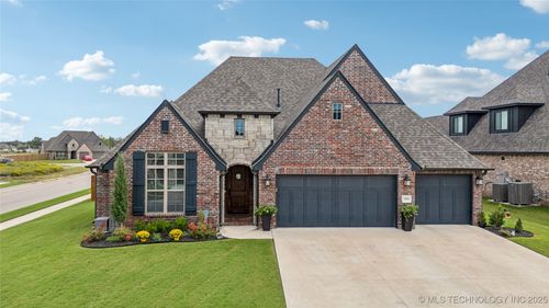 7919 N 147th East Ave, Owasso, OK, 74055-7972 | Card Image