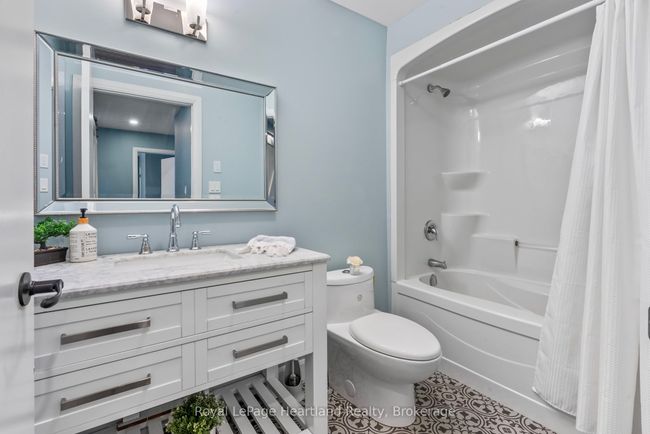 411 Jane St, House other with 7 bedrooms, 3 bathrooms and 10 parking in Palmerston ON | Image 35