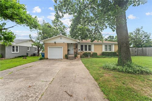 704 A Street, Bentonville, AR, 72712 | Card Image