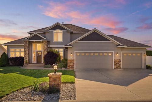 9721 N Austin Ln, Spokane, WA, 99208-5697 | Card Image